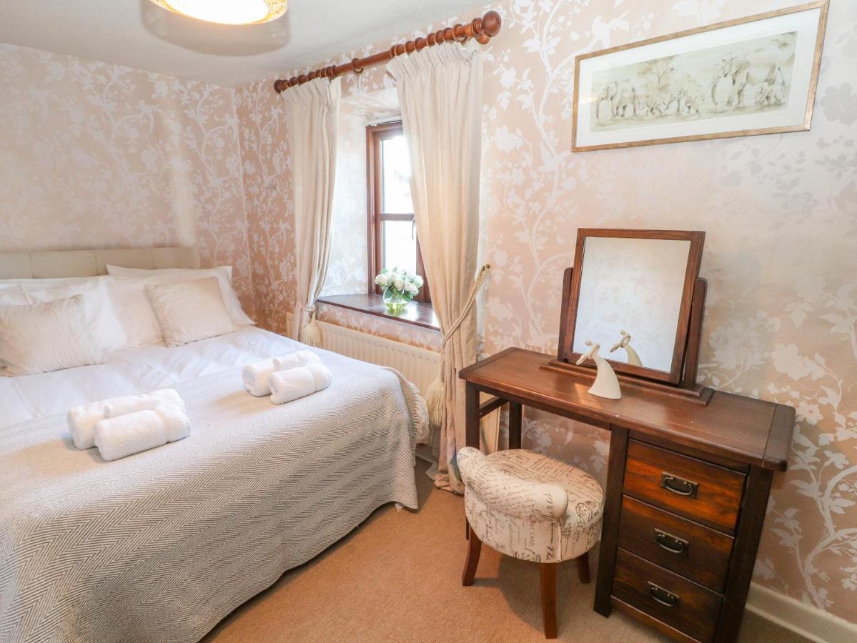 Clerk Beck Cottage อัลเวอร์สตัน ภายนอก รูปภาพ